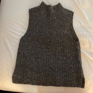 Madewell sweater vest- brown